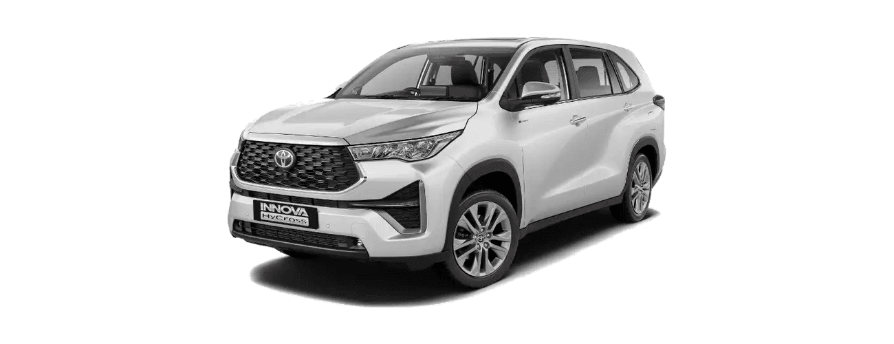 Toyota Innova Hycross in Super White