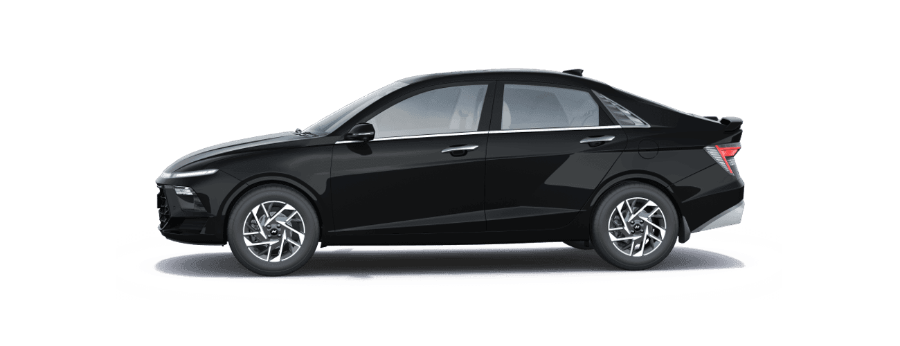 Hyundai Verna in Abyss Black