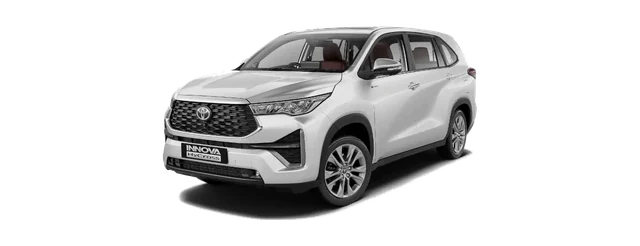 Toyota Innova Hycross in Super White