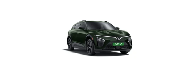 VinFast VF 7 in Moonlight Ocean