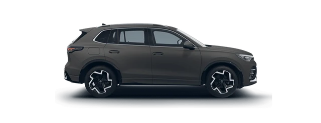Volkswagen Tiguan R-Line in Grenadilla Black Metallic